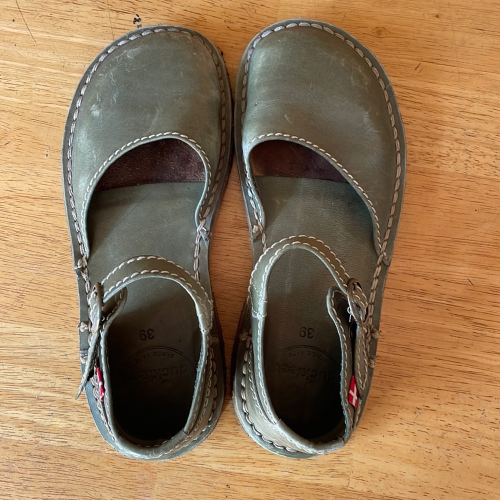 Mols Duck Feet Size 39